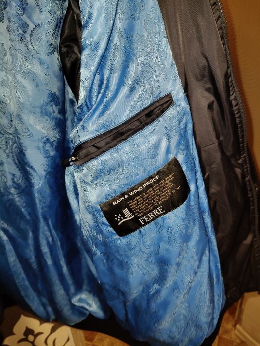 Куртка(жилетка) Ferre original M