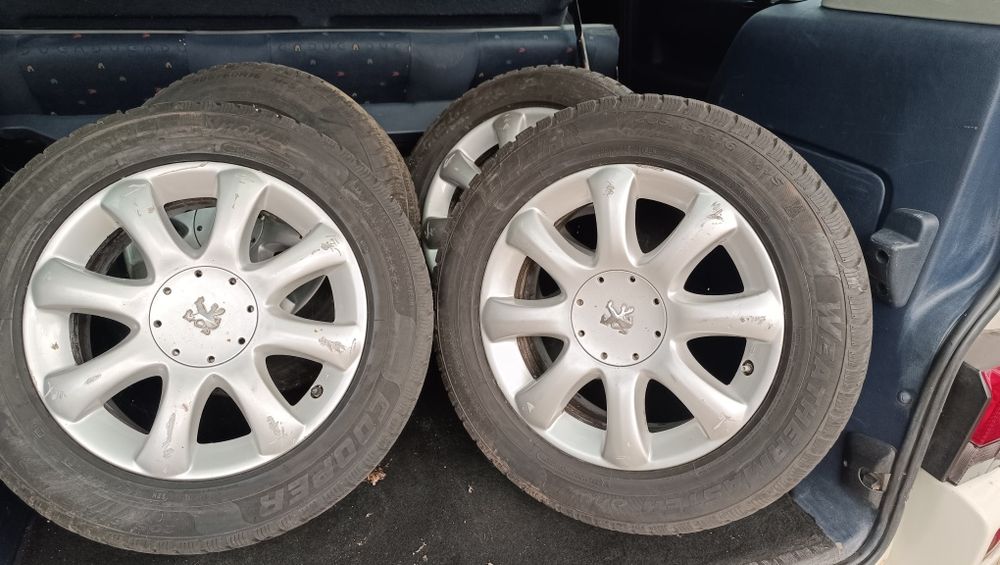 4 Jantes originais Peugeot 807