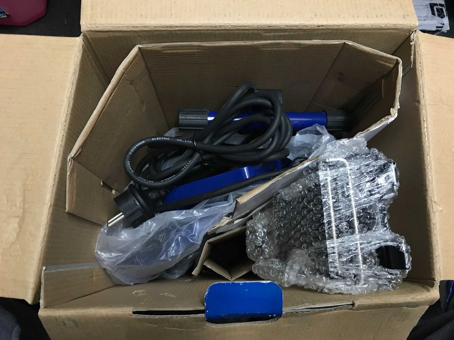 Holofotes FORD com Tripé em LED 2x20W