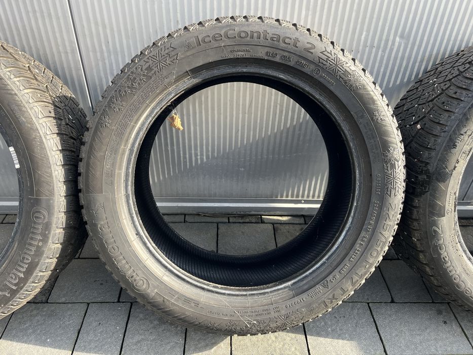 Continental IceContact 2 225/50/17