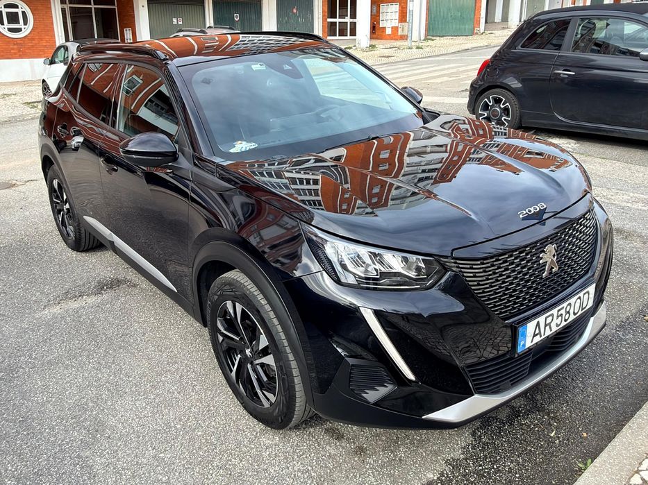 Peugeot 2008 1.2 Gasolina ALLURE