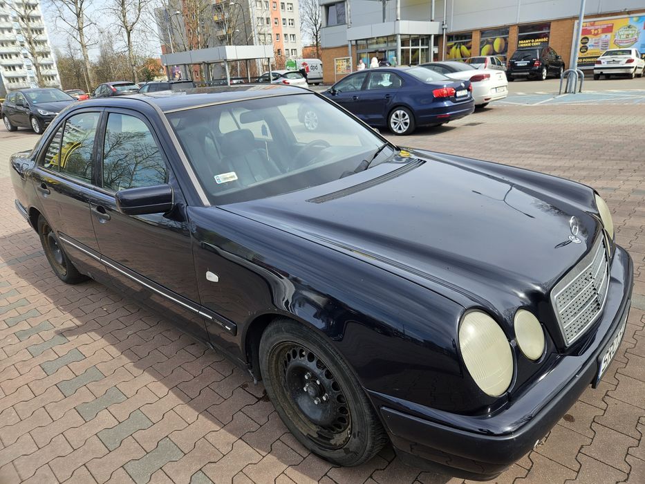Merceces E-Klasa W210