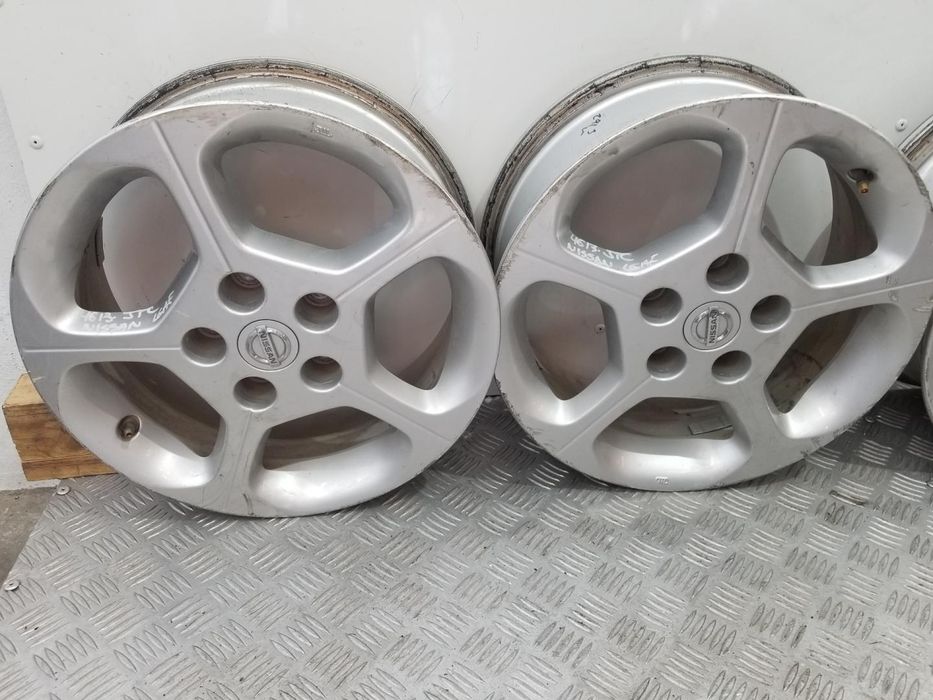 conjunto de pneus nissan leaf ZE0