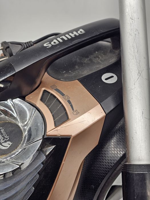 PHILIPS PowerPro Ultimate – odkurzacz bezworkowy cyklonowy z regulacją