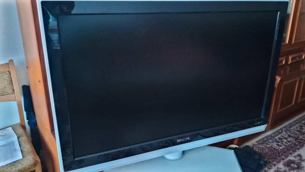 Подарок  Телевизор PHILIPS JVC DАEWOO