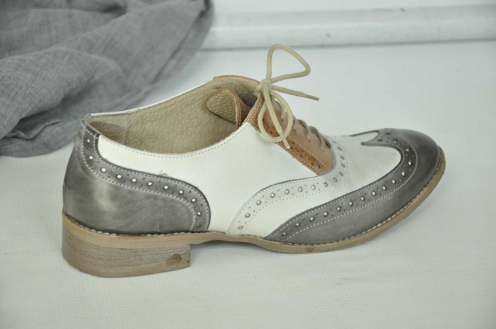 Buty oxfordy skóra Bata rozm. 38