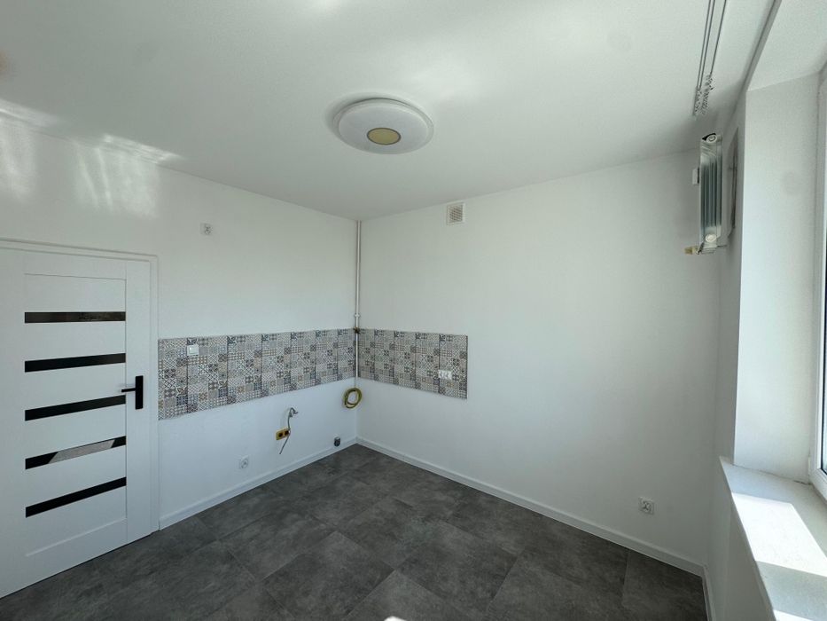 Kawalerka  po remoncie generalnym  Bydgoszcz - Kapuściska.
Przytulne 28m², 1. piętro  Idealne na start lub pod wynajem - View 2
