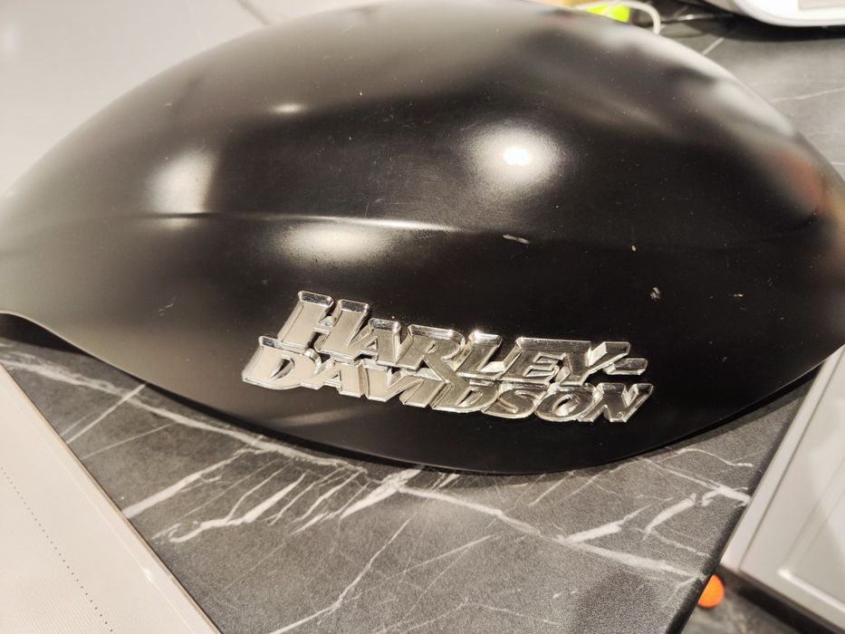 Sprzedam obudowę airbix do Harley Davidson VRSCR night rod 2008