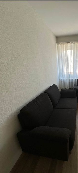 Vendo sofá 3 lugares – Conforto e estilo para a sua sala.