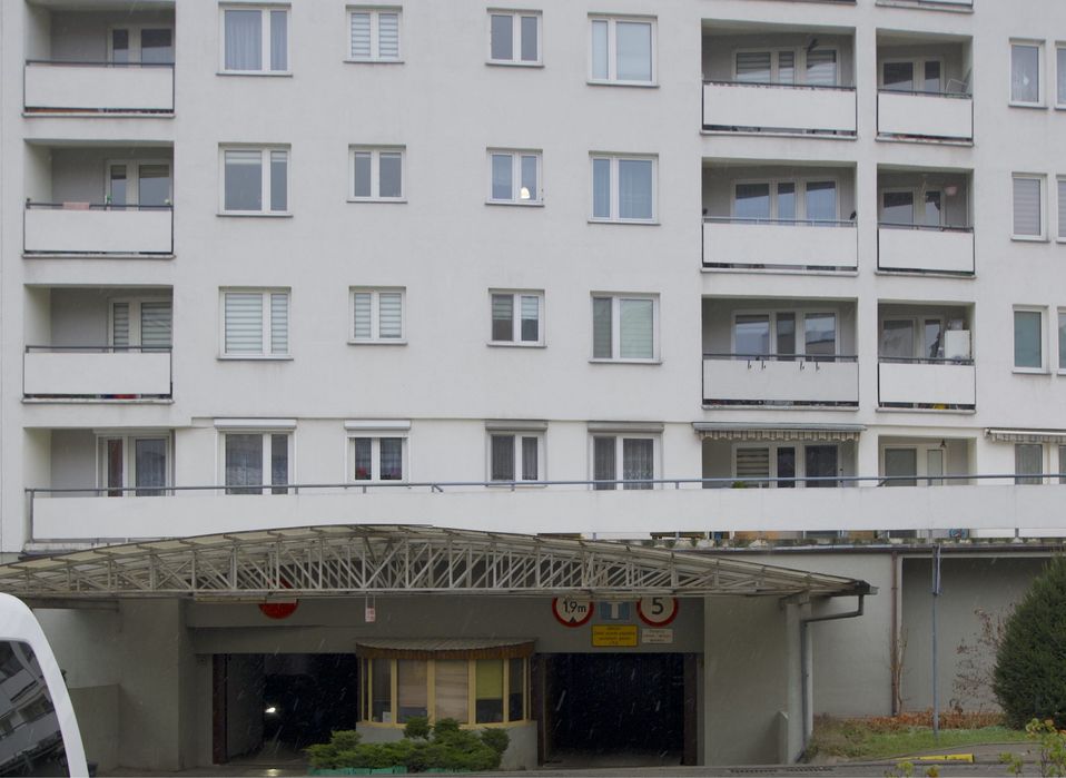 Wynajmę garaż z ochroną Podmiejska 32 Kalisz