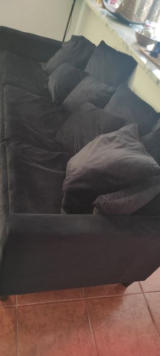 Sofa de tecido preto 3 lugares