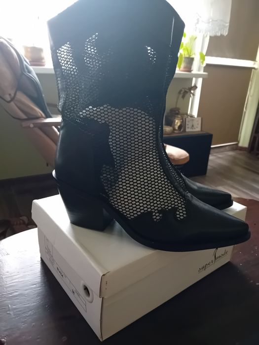 Buty nowe kowbojki roz 38