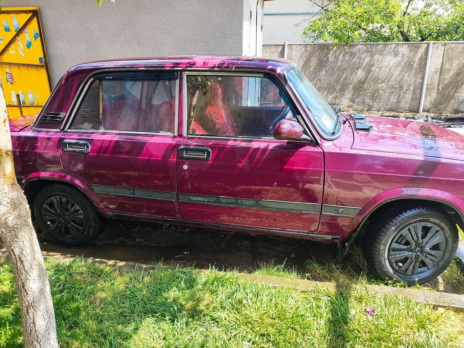 ваз 2105 жигулі пятьорка