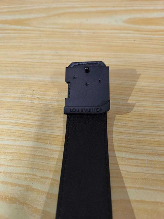 Cinto Louis Vuitton Preto – 110 cm