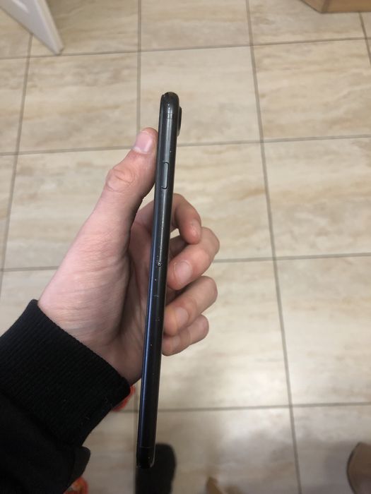 Продам  iPhone 7 plus