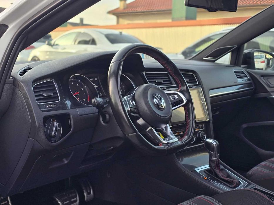 Volkswagen Golf VII GTI Performance 2.0tsi 230cv Dsg "Full Extras"
