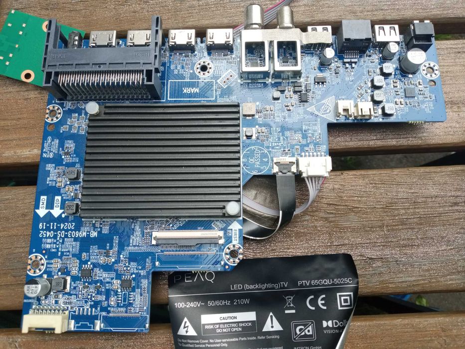 Płyta główna MBM9603-DS-0452 Telewizor TV Peaq PTV65GQU-5025C
