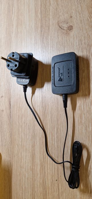 Ładowarka HUBSAN z zasilaczem