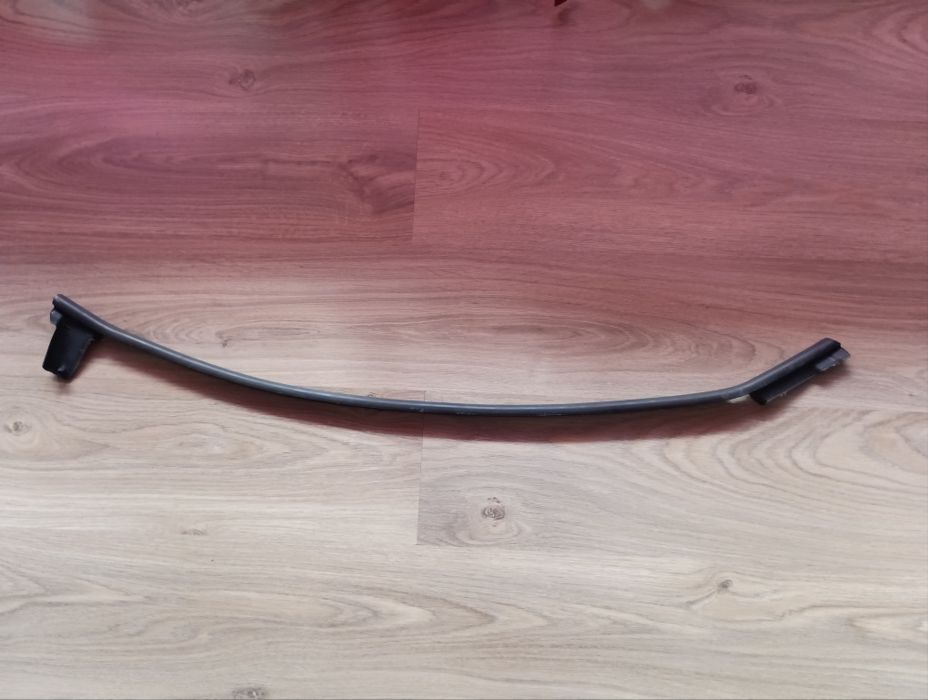 Guias para vidro da porta dit. Seat Ibiza ST