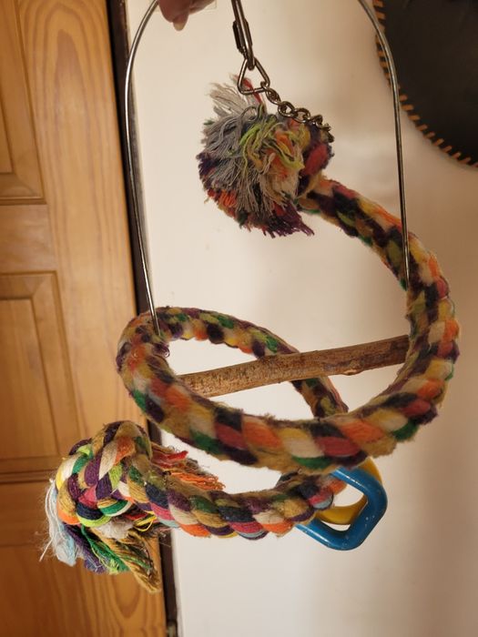 Zabawka huśtawka dla ptaków