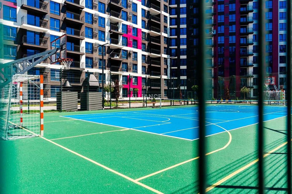 Здана 2 кім 61м в ЖК Family Plaza в 1 черзі з газом готова до ремонту