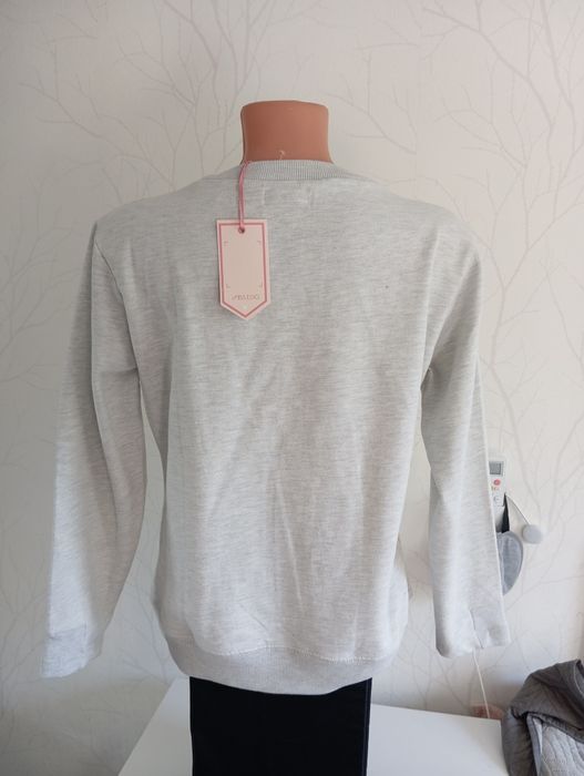 Przyjemna bluza z kieszenią