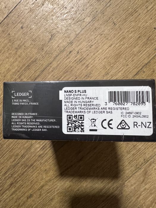 Carteira criptomoedas Ledger Nano S Plus - Novo/Selado