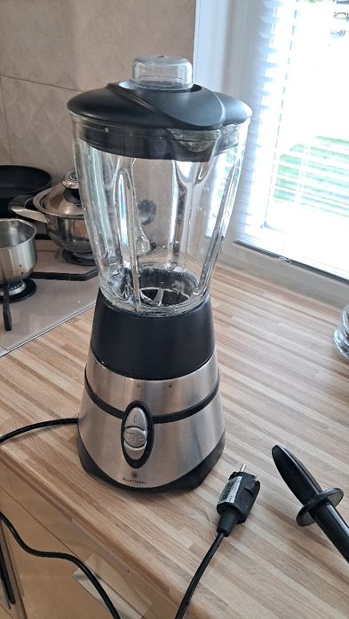 Sokownik Russell Hobbs stan jak nowy.