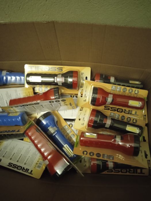 Ліхтар Tiross з акумулятором