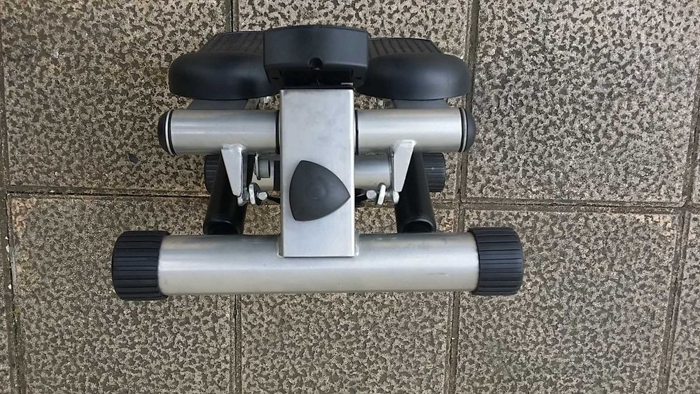 Hydraulic stepper - No. 1470435365168752645
