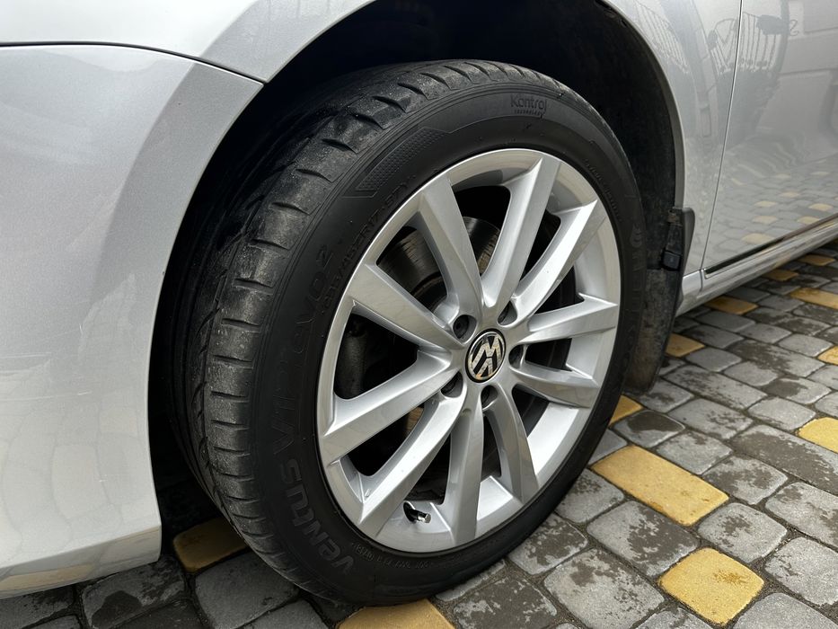 Volkswagen Passat B7