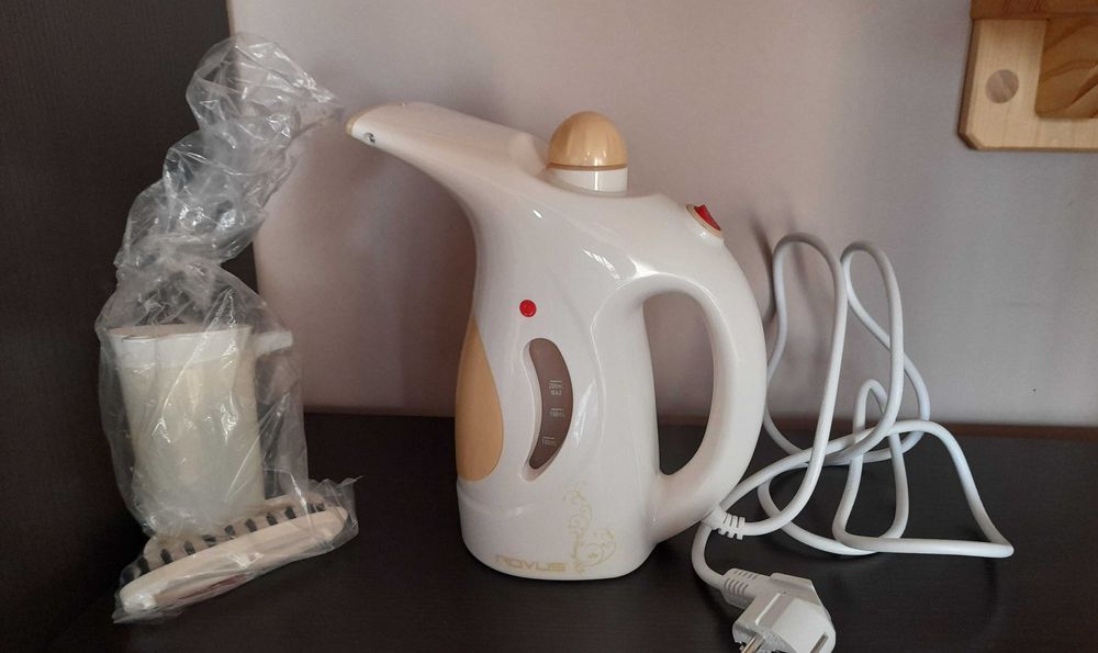 Parownica do ubrań ROVUS gold 800W nowa