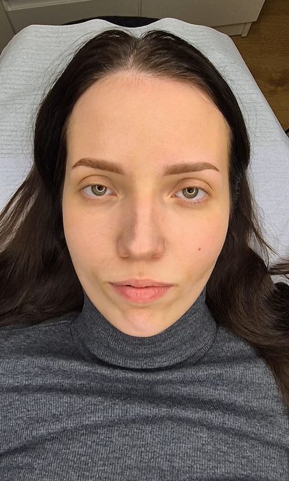 Makijaż permanentny brwi