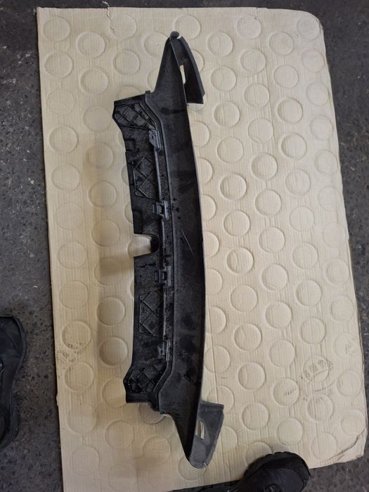 Volvo V40 II wlot powietrza kierownica powietrza
