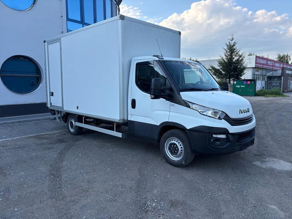 Iveco Daily 35S14V  Iveco Daily 35S14V 2.3 136km Kontener z Winda, Automat, KLIMA TEMPOMAT