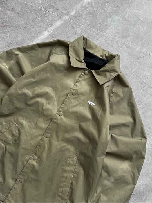 Мужская ветровка Obey.