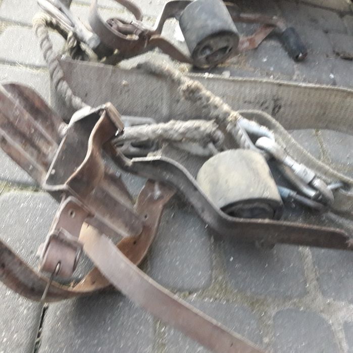 Slupołazy do betonowych słupów