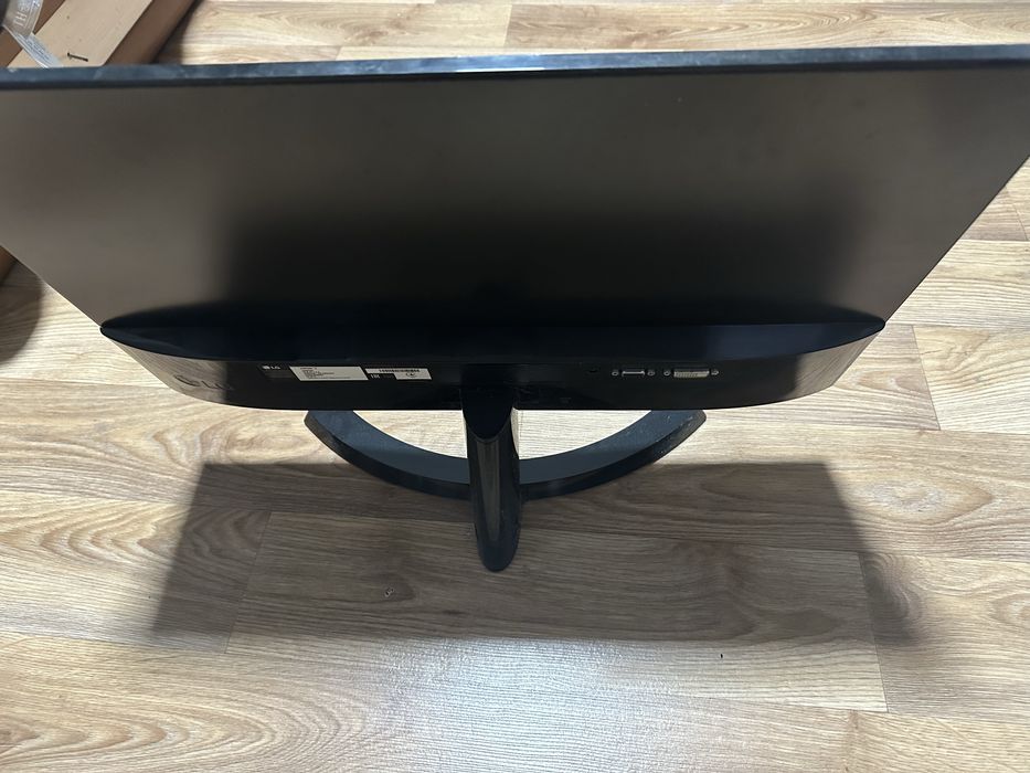 Монітор LG 1920x1080 60 hz