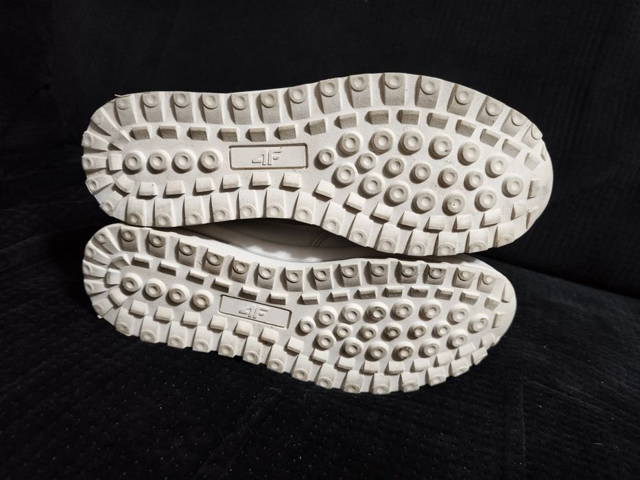 Śniegowce, buty zimowe 4F 39