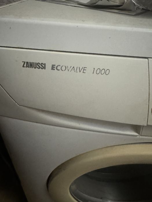 Пральна машинка Zanussi ecovalve 1000