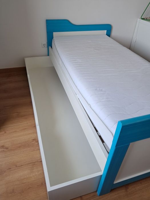 Cama de criança + estrado + colchão 90x190 cm + gaveta para arrumação