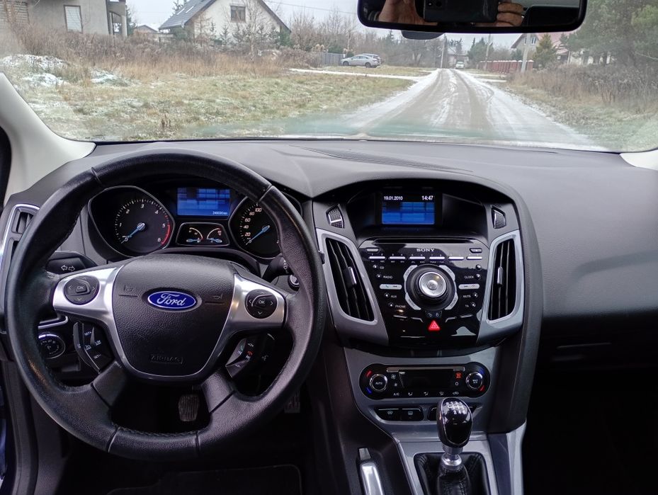 Sprzedam swieżo sprowadzony przygotowany do rejestracji ford focus 1.6