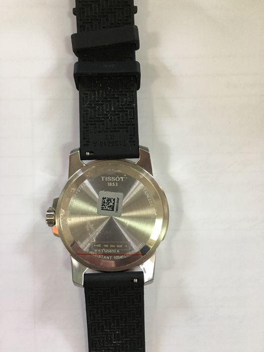 Продам часи Tissot на гарантії