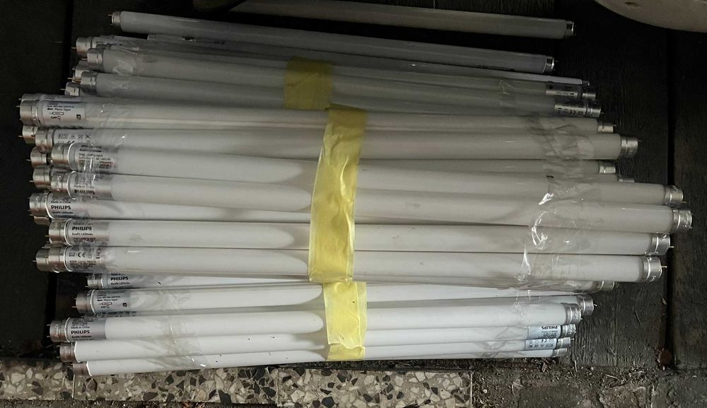 Philips EcoFit LEDtube T8 600mm 8W 4000K – LED