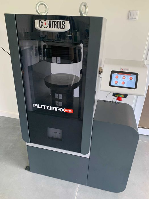 Prasa do betonu Controls 3000kN