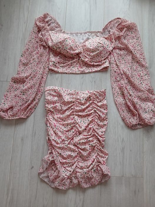 Komplet set kwiaty spódniczka i bluzka Hiszpanka