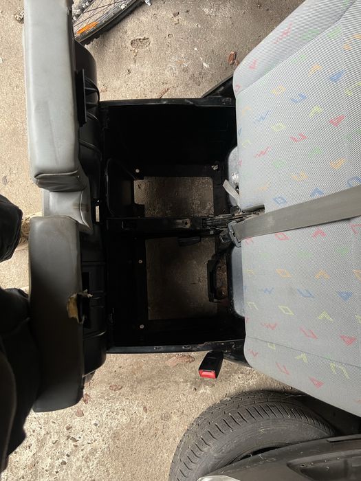 Siedzenia przód vw t5 transporter