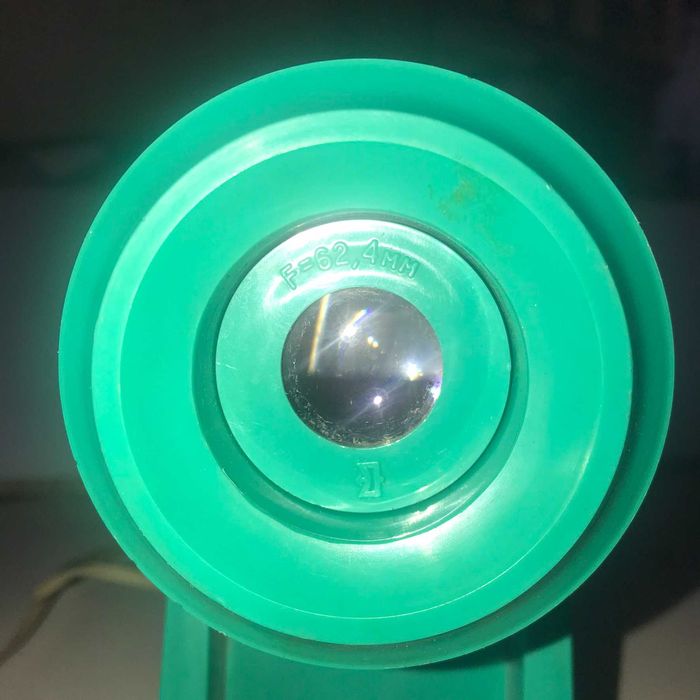 Діапроектор Ф-7, фільмоскоп та велика колекція діафільмів (45+шт)