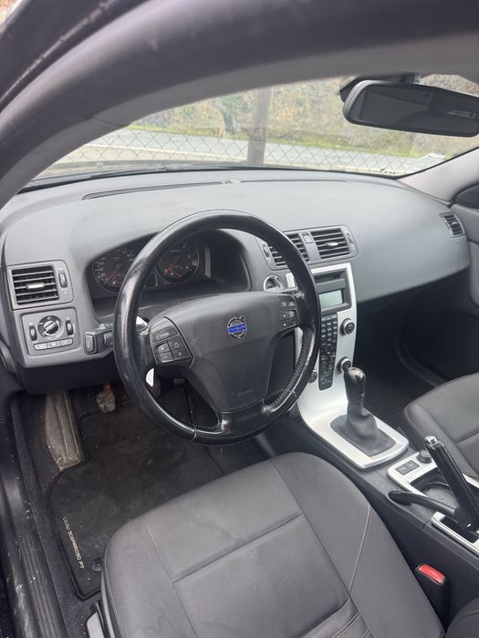 Volvo v50 Drive 2011