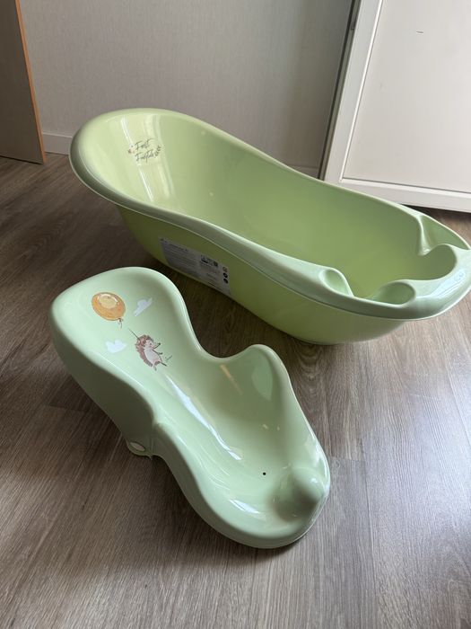 Ванночка з гіркою tega baby